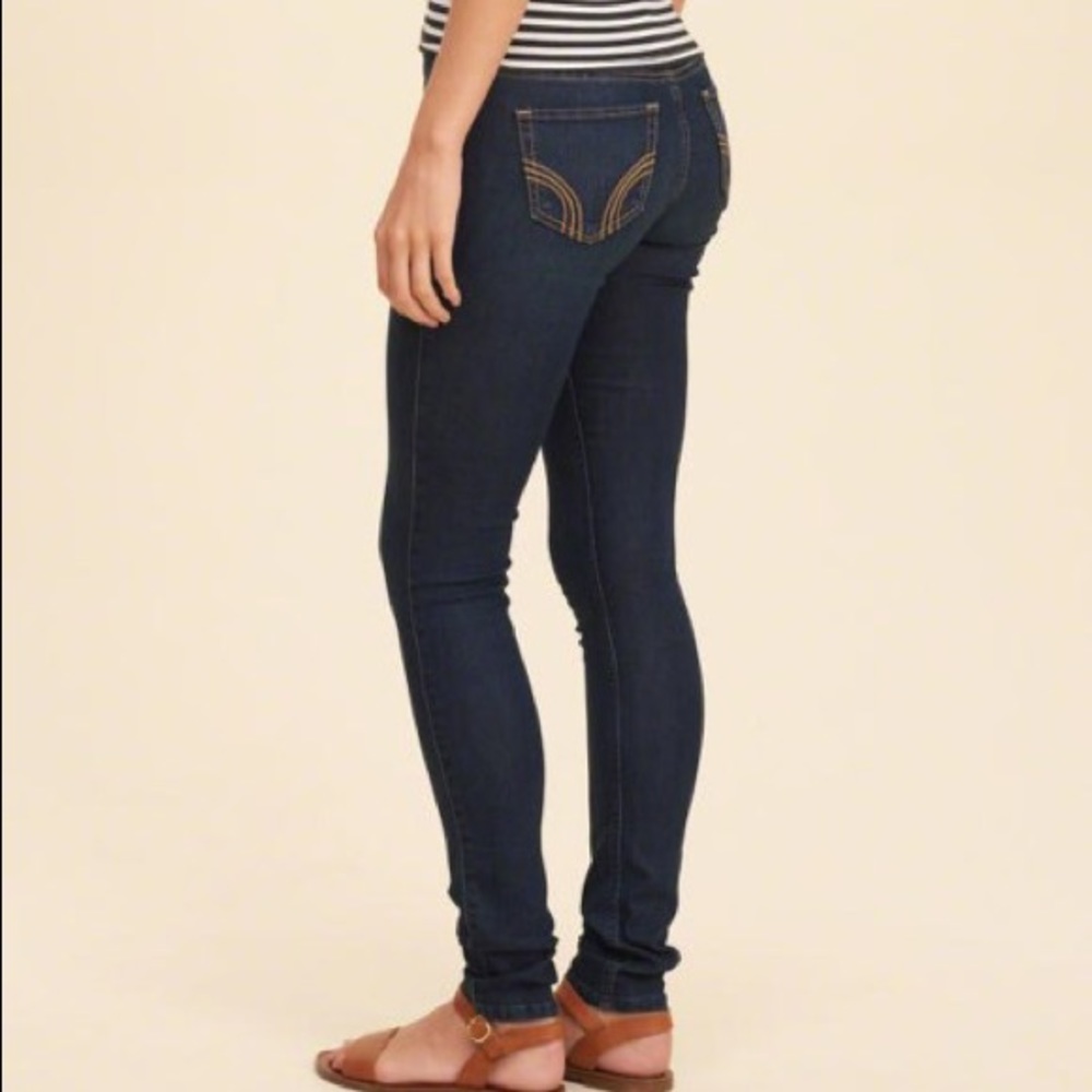 Hollister low-rise super skinny dark wash jeans